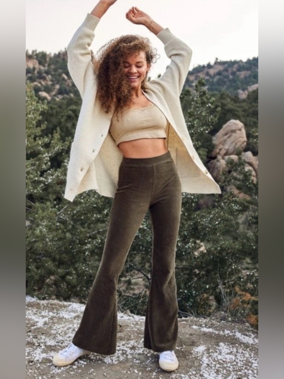 aerie✨Olive Ribbed Flare Pants